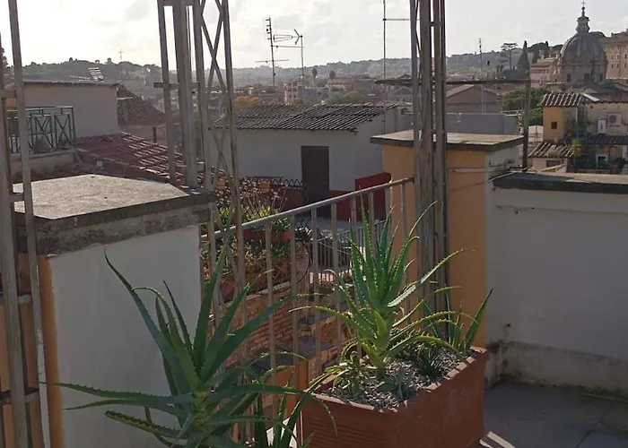 Guesthost - Piazza Venezia&colosseum Loft Rzym