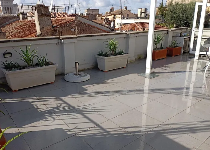 Guesthost - Piazza Venezia&colosseum Loft Apartament *
