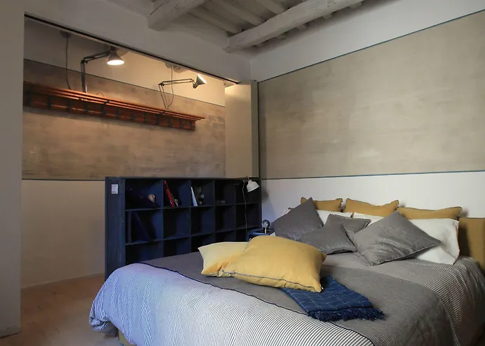 Guesthost - Piazza Venezia&colosseum Loft Apartament *