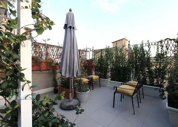 Guesthost - Piazza Venezia&colosseum Loft *