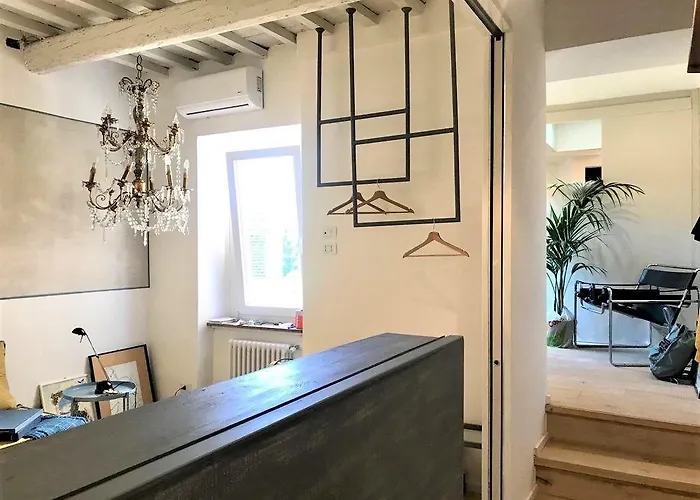 Guesthost - Piazza Venezia&colosseum Loft