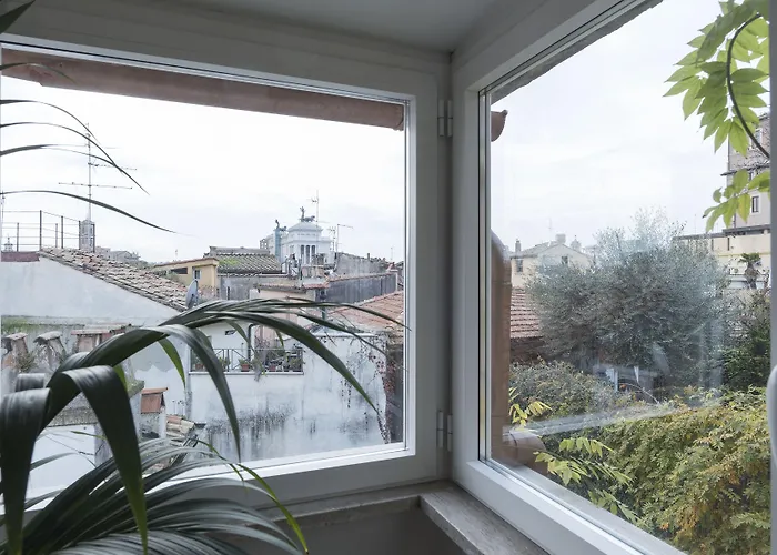 Guesthost - Piazza Venezia&colosseum Loft Apartament *