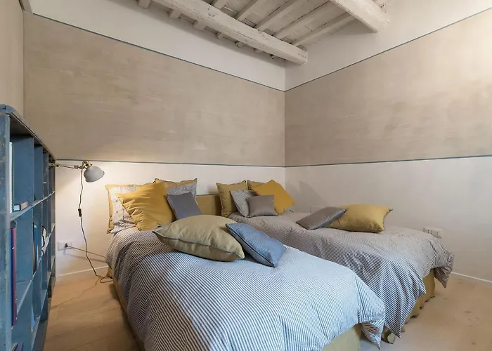 Guesthost - Piazza Venezia&colosseum Loft Apartament *