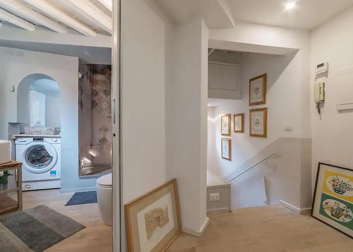 Apartament Guesthost - Piazza Venezia&colosseum Loft *