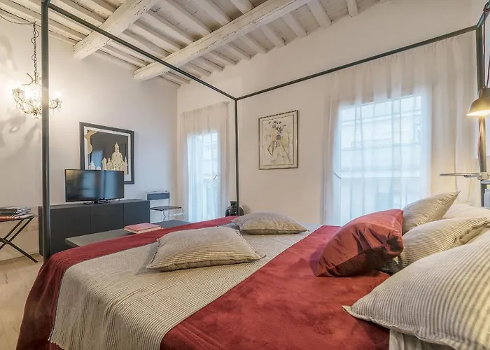 Apartament Guesthost - Piazza Venezia&colosseum Loft *