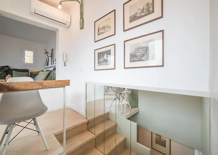 Guesthost - Piazza Venezia&colosseum Loft Rzym