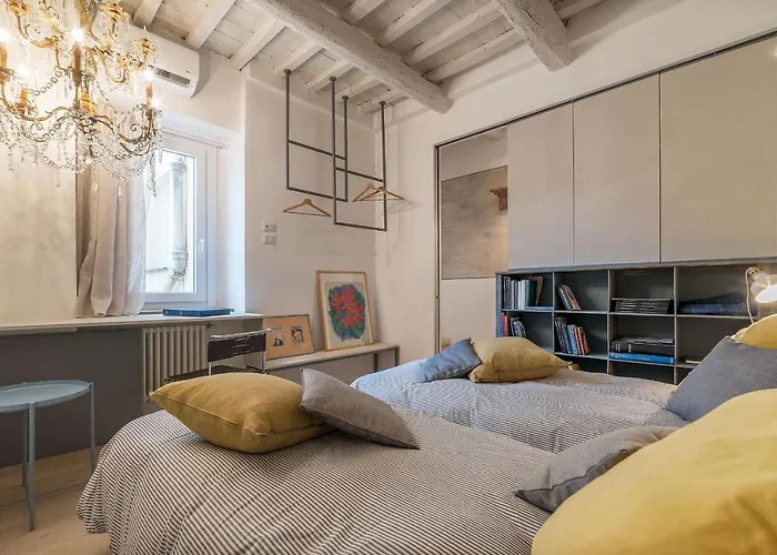 Apartament Guesthost - Piazza Venezia&colosseum Loft